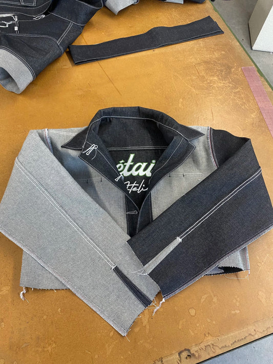 Reversed sleeve long-sleeve jacket - Unisex